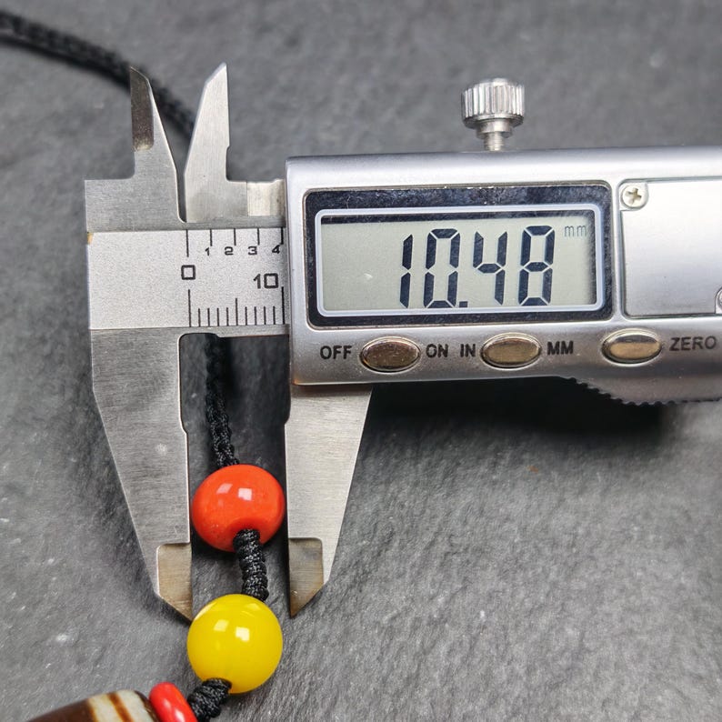 Fire Agate Thunder 5 Eyes Dzi Necklace 30*15mm