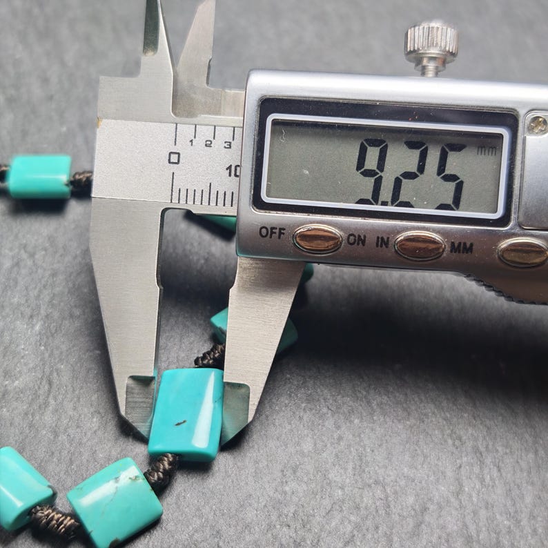 Authentic Turquoise Beads Necklace for Woman Gandhanra-ART