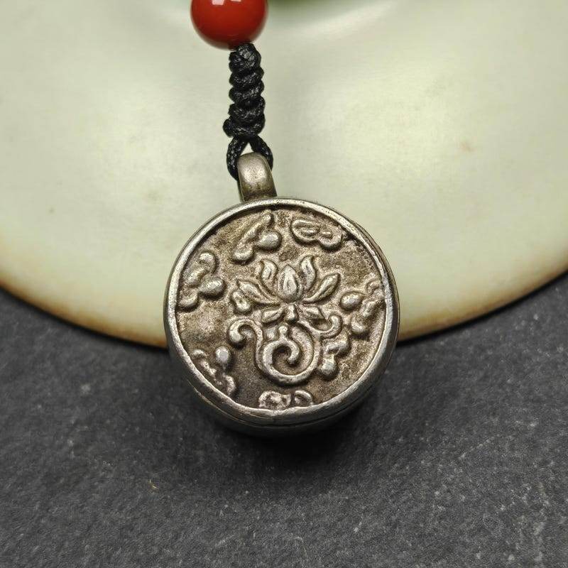Gau Ghau Shrine, Altar Amulet Pendant - Gandhanra-ART