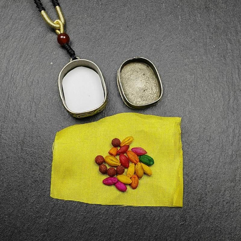 Gau Ghau Shrine, Altar Amulet Pendant - Gandhanra-ART