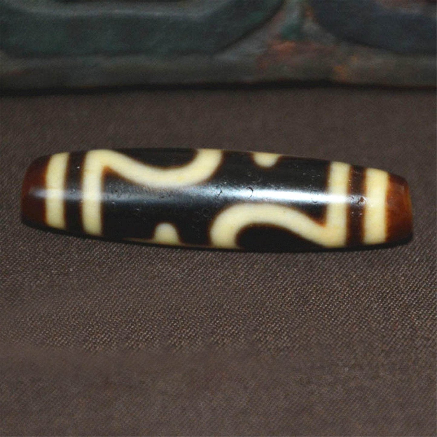 Treasure Vase Dzi Bead - Gandhanra-ART