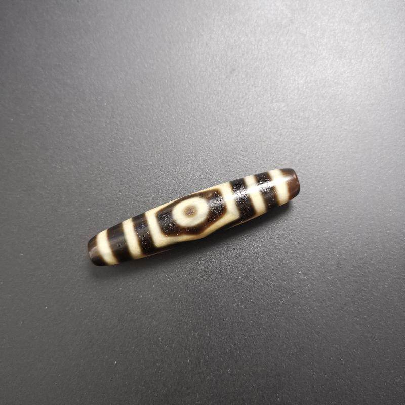 3 Eyes Dzi Bead - Gandhanra-ART