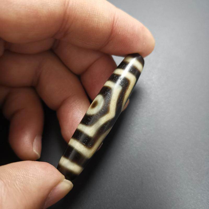 3 Eyes Dzi Bead - Gandhanra-ART