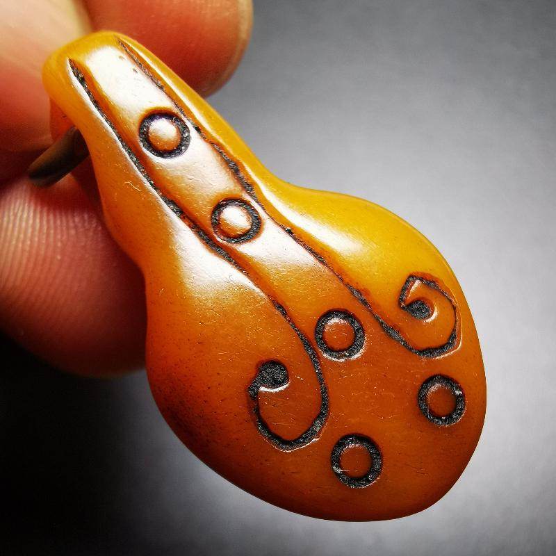 Yak Bone Amulet, Bead Counter Pendant for Mala - Gandhanra-ART