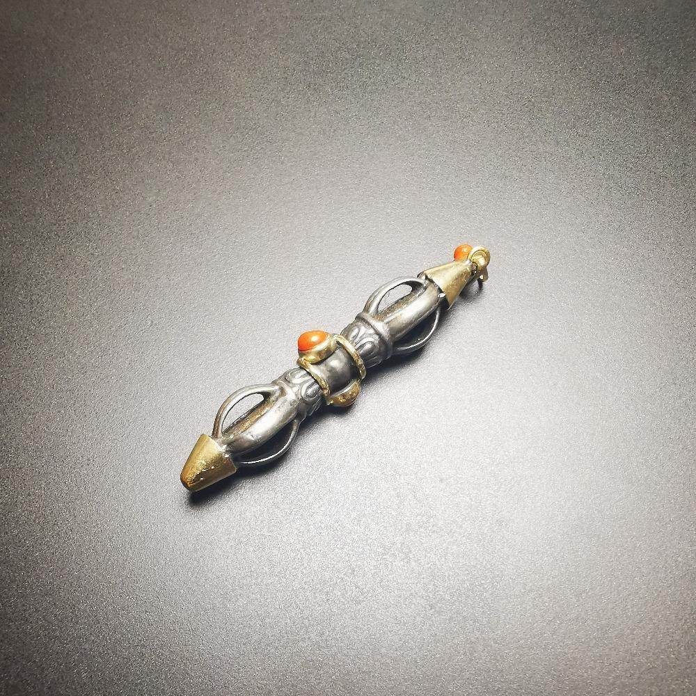Gandhanra Tibetan Buddhist Amulet,Vajra Pendant, Made of Cold Iron,Inlaid with Agate - Gandhanra-ART