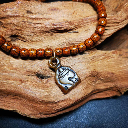 Gandhanra Tibetan Shankha Flower Amulet,Yak Bone Carved Conch Pendant, Bead Counter Clip Pendant for Mala, Prayer Bead Accessories - Gandhanra-ART