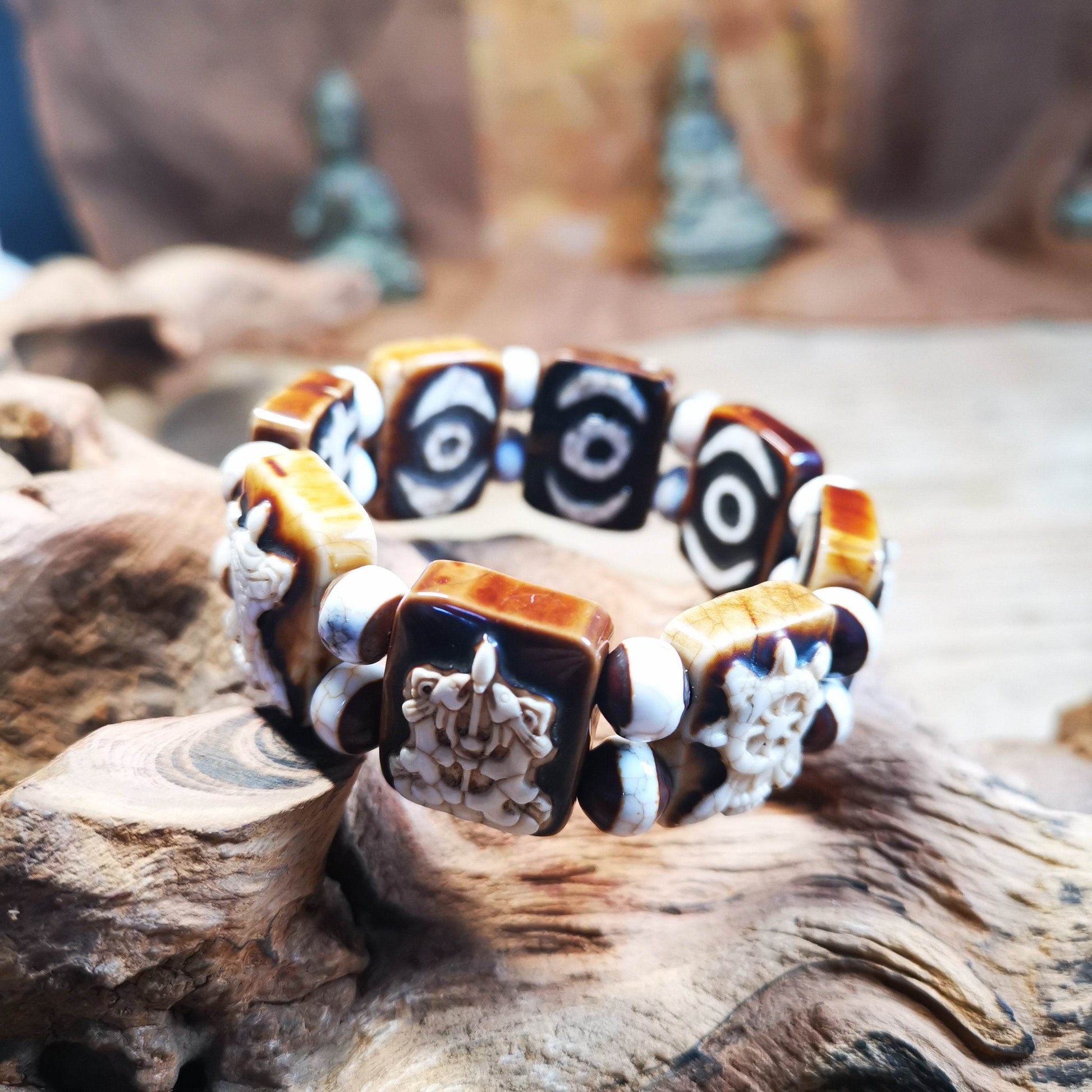 Ashtamangala Dzi Bracelet - Gandhanra-ART