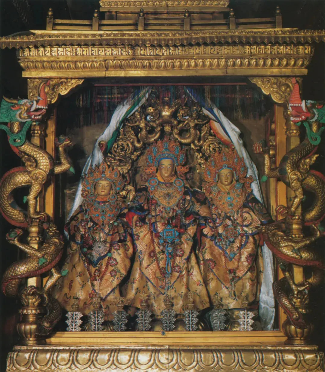 This is how I see it: An Introduction to Early Wooden Bodhisattva Statues in the Himalayan Region (Part 2) - Gandhanra-ART