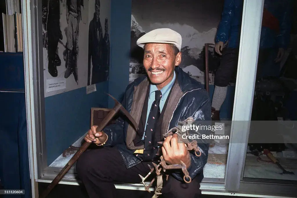 To be a hero, or a capable servant? ▎ Tenzing Norgay (III), the first to summit Everest - Gandhanra-ART