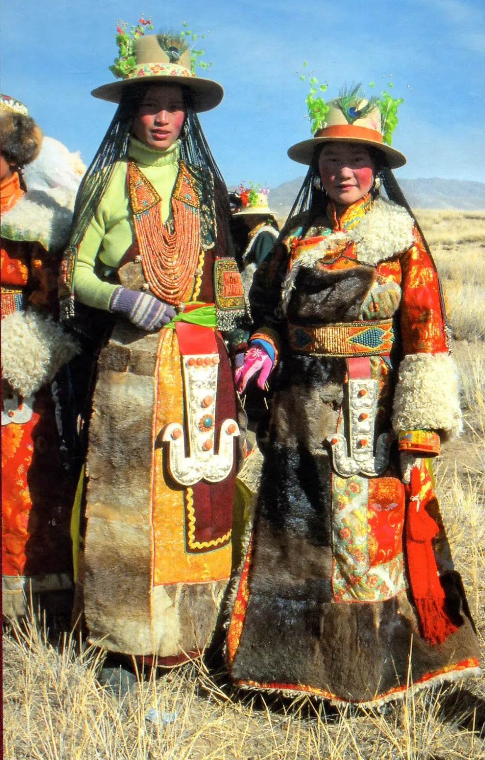 The art worn on the body: Typical clothing styles of the Tibetan Plateau.