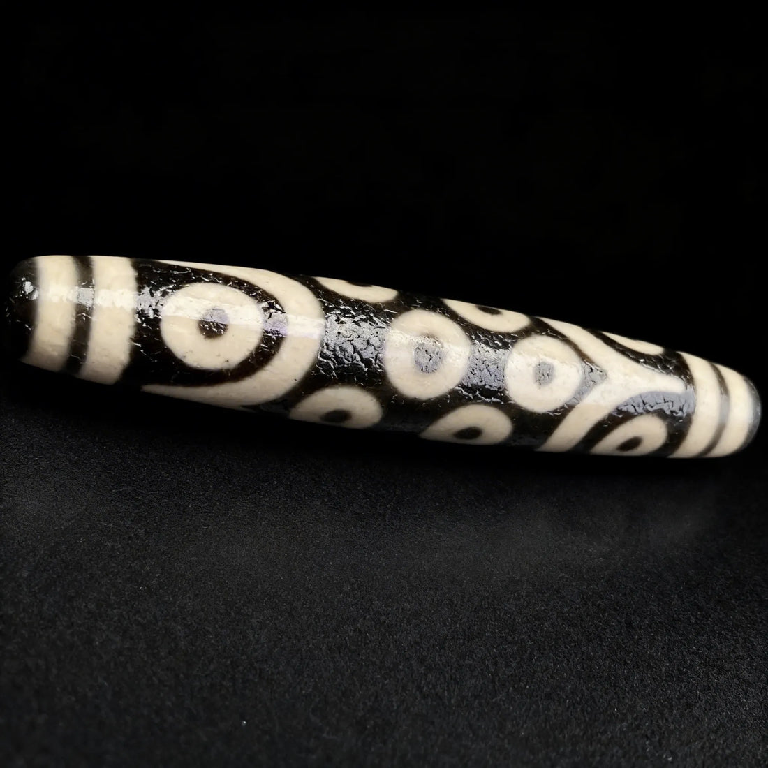 18 Eyes Dzi Bead Meaning: Benefits, Symbolism & How to Use