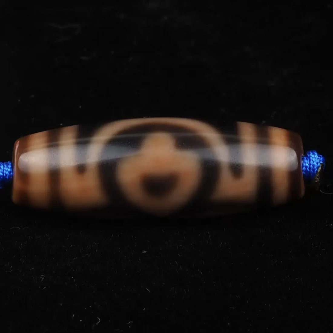 3 eyes Buddha Heart Dzi Bead Meaning: Benefits, Symbolism & How to Use