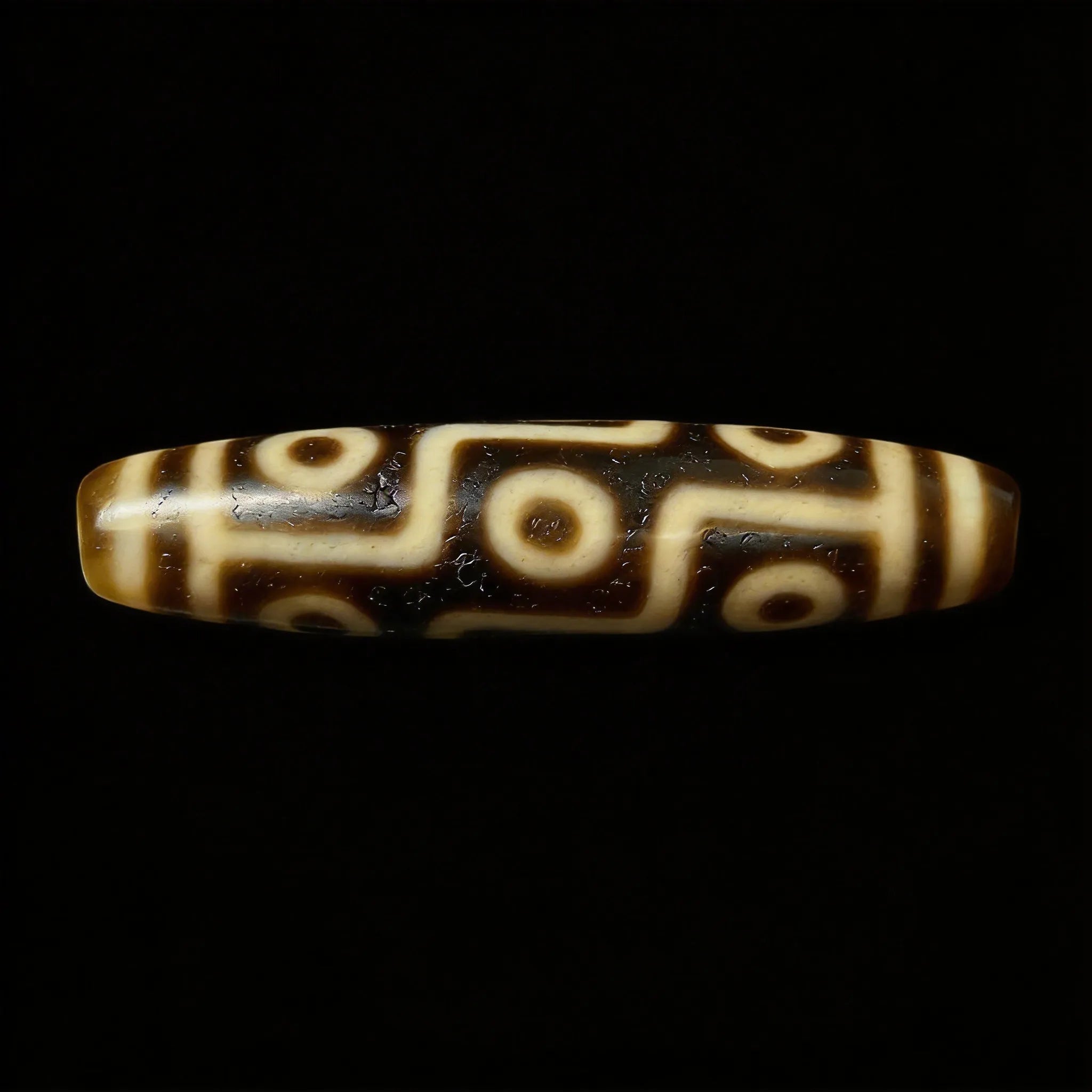 Dzi Bead BEADS 九眼天珠| Ahaina 西藏牙黄虎牙老天珠手串， ニック様