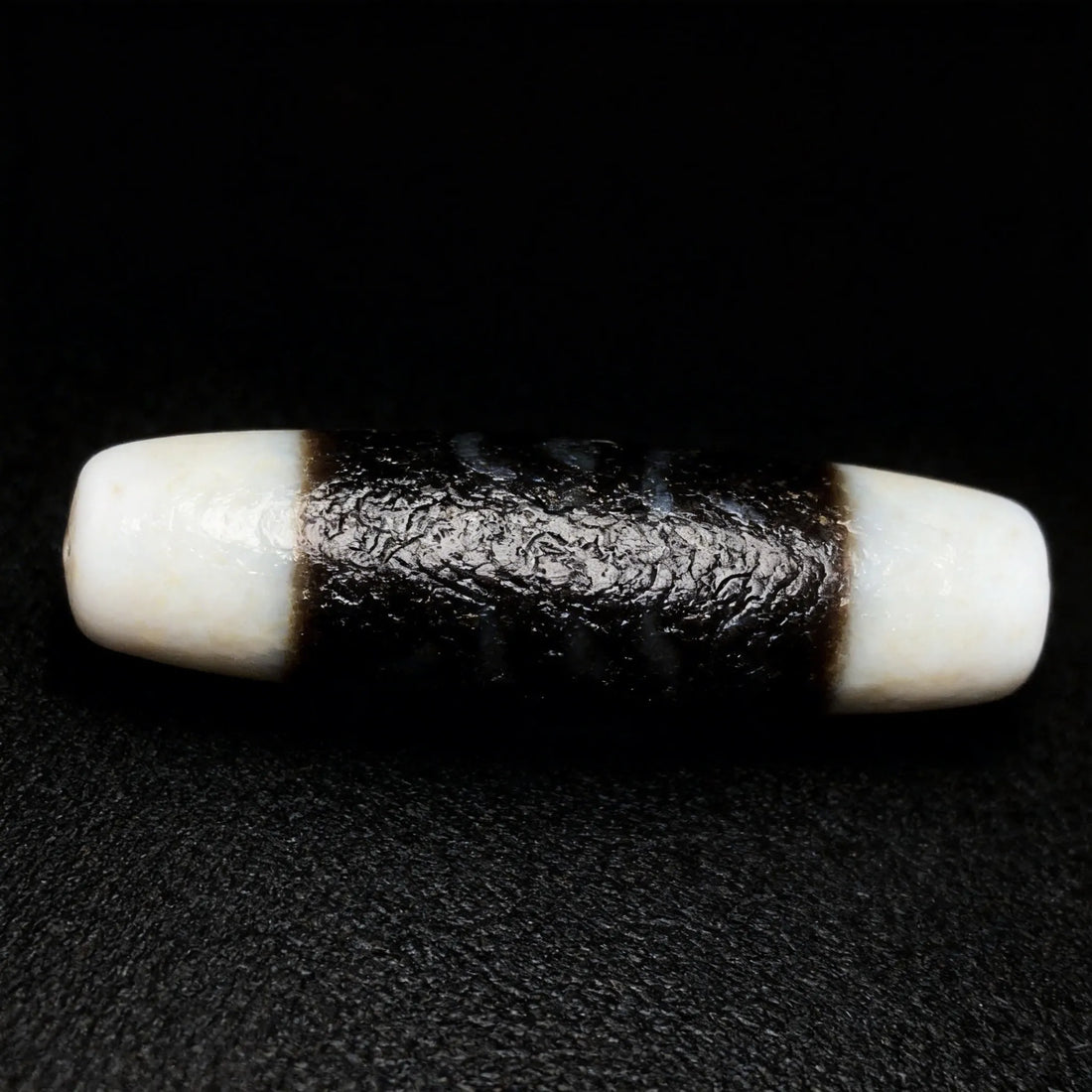 Black and White Dzi Bead Meaning: Benefits, Symbolism & How to Use