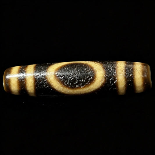 Heaven and Earth Dzi Bead Meaning: Benefits, Symbolism & How to Use