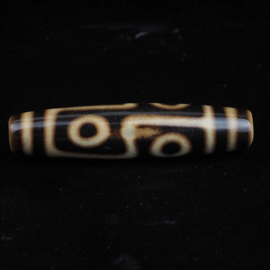 Zigzag 6 eyes Dzi Bead Meaning: Benefits, Symbolism & How to Use