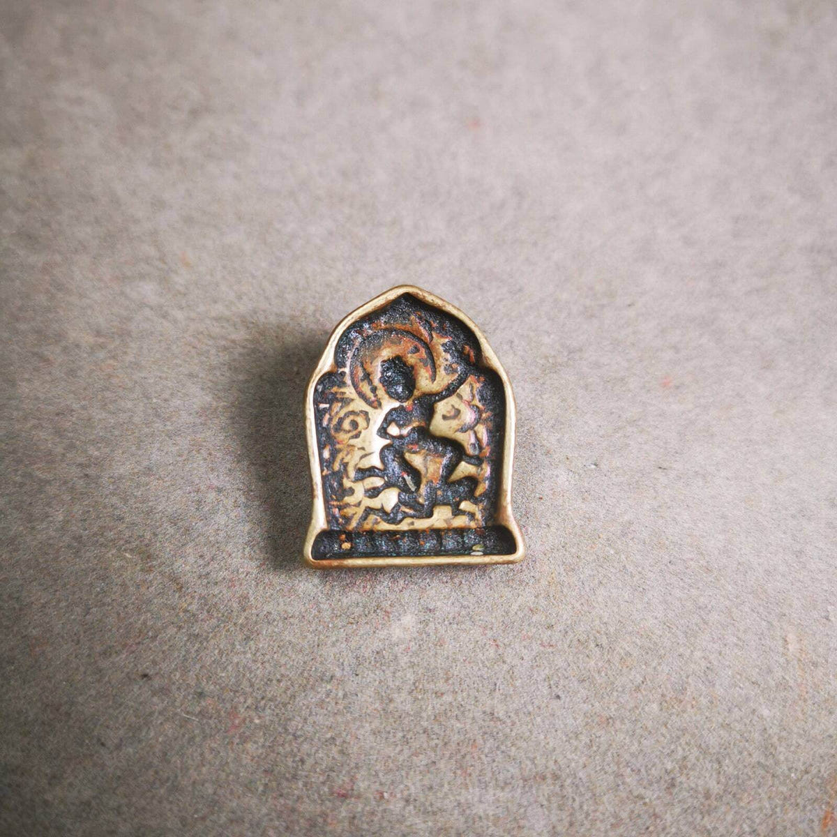 Vajrapani - Tibetan tsa tsa mold, view 6