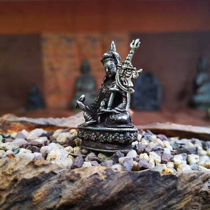 Gandhanra Antique Tibetan Buddha Statue,Padmasambhava,Guru Rinpoche - Tibetan Buddhist statue, view 5