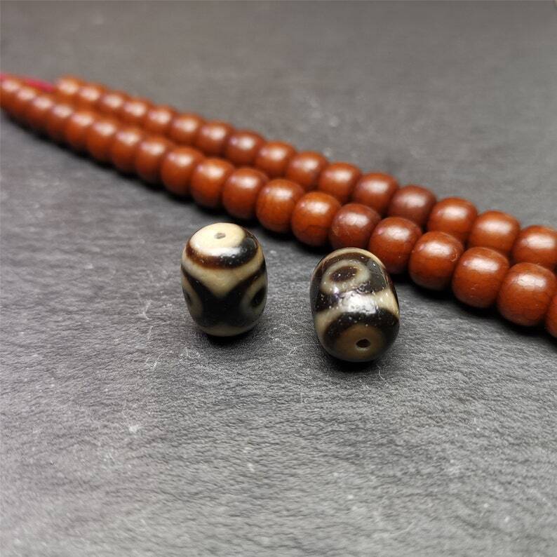 2 Eyes Dzi Spacer Marker Beads 0.47" - Tibetan dzi bead, view 7