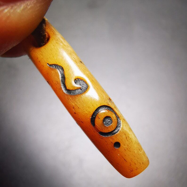 Yak Bone Carved Amulet Pendant, Prayer Beads 1.18" - Tibetan Buddhist amulet, view 9