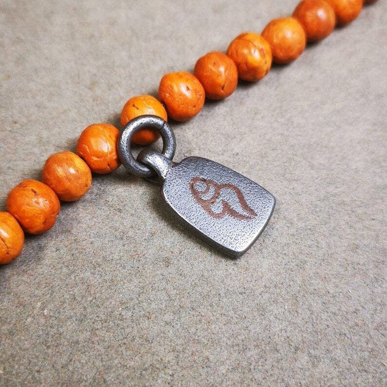Mala Pendant,Shankha Conch Amulet 0.84" - Tibetan Buddhist mala beads, close-up detail