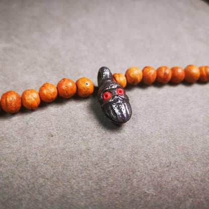 Mala Counter Clip,Skull Bum Counter Clip for Prayer Beads - Tibetan Buddhist mala beads, detailed view