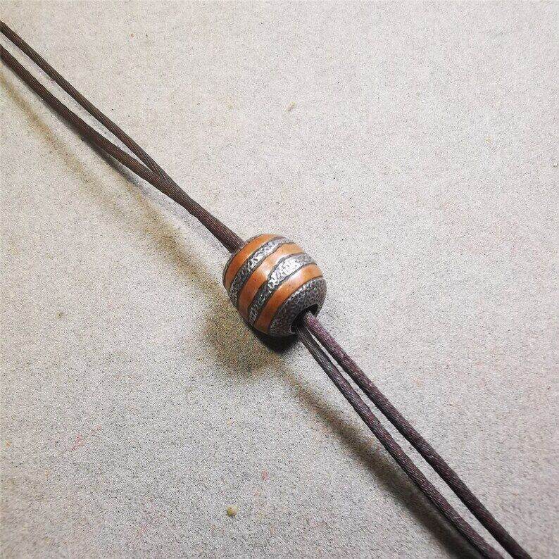 Mala Spacer Bead,Cold Iron Stripe Marker Beads for Prayer Beads Necklace - Tibetan Buddhist mala beads, close-up detail