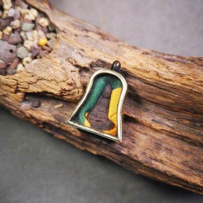 Gau Ghau Shrine, Je Tsongkhapa,Losang Drakpa,Buddhist Altar Amulet Pendant - Tibetan Buddhist amulet, front view