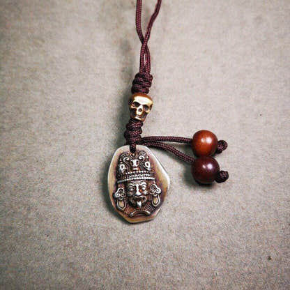 Drashi Lhamo,Zashi Lhamo Pendant - Tibetan Buddhist art, close-up detail