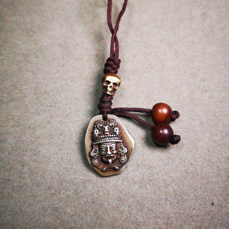 Drashi Lhamo,Zashi Lhamo Pendant - Tibetan Buddhist art, close-up detail