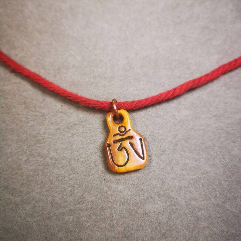 Yak Bone Carved Prayer Bead Pendant 0.98" - Tibetan Buddhist art, close-up detail