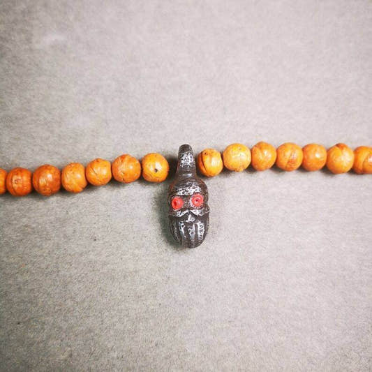 Mala Counter Clip,Skull Bum Counter Clip for Prayer Beads - Tibetan Buddhist mala beads, front view