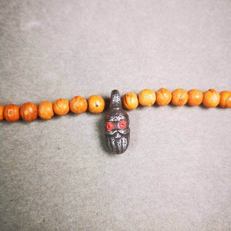 Mala Counter Clip,Skull Bum Counter Clip for Prayer Beads - Tibetan Buddhist mala beads, front view