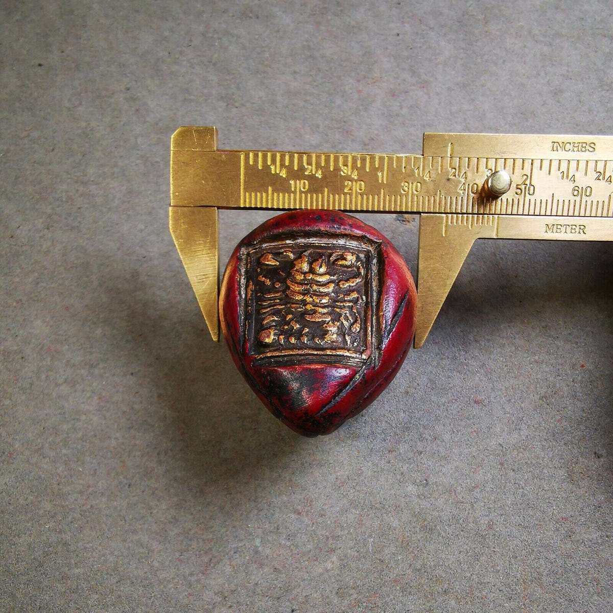 Niang La Tsa Tsa Statue Amulet,Stupa,Pagoda,2.52" - Tibetan Buddhist amulet, view 9