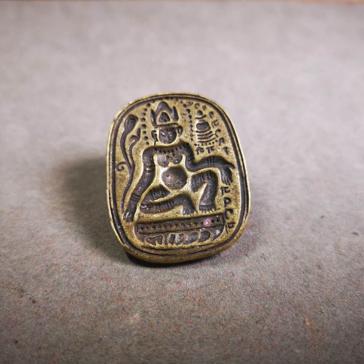 Old Style Lotus Hand Avalokiteshvara Tsa Tsa Mold - Tibetan tsa tsa mold, view 5