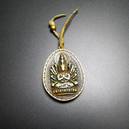 Amulet,Avalokitesvara,Padmapani,Kuanyin Pendant - Tibetan Buddhist amulet, view 4