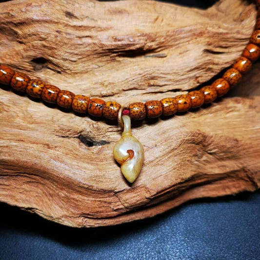 Yak Bone Carved Conch Prayer Bead Pendant,Bead Counter Clip Amulet for Mala - Tibetan Buddhist mala beads, front view
