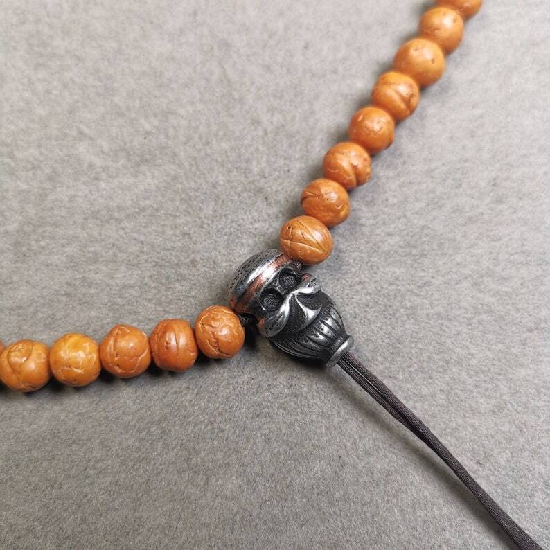 Gandhanra Tibetan Mala Guru Bead, Skull Shape T-drilled 3-Hole Bead for Prayer Bead,0.87"