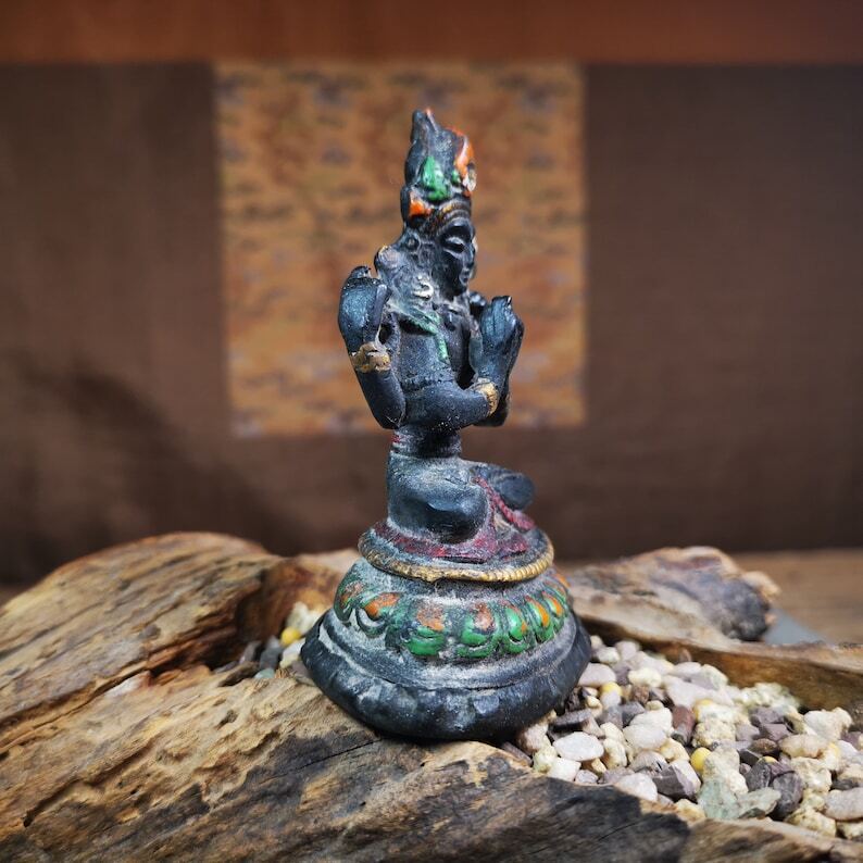 Gandhanra Antique Tibetan Buddha Statue,Chenrezig,Padmapani, Avalokitesvara