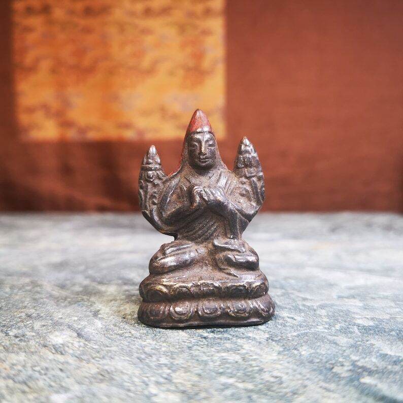 Buddhist Statue Je Tsongkhapa,Je Rinpoche,LobsangZhaba - Tibetan Buddhist statue, front view