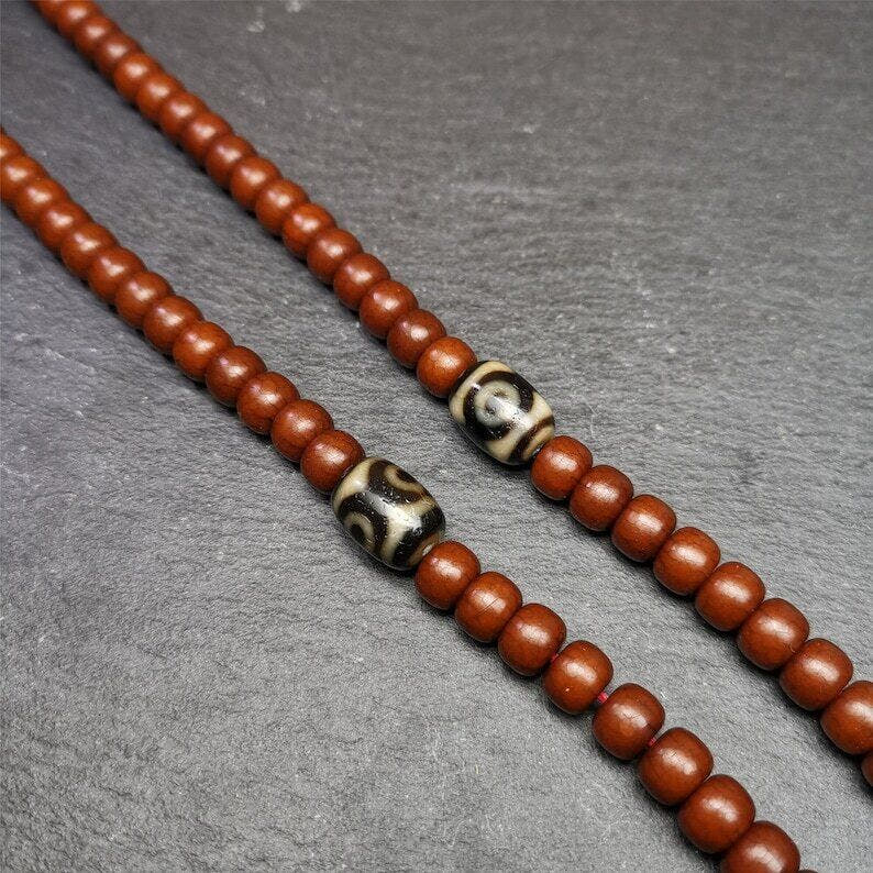 2 Eyes Dzi Spacer Marker Beads 0.47" - Tibetan dzi bead, detailed view