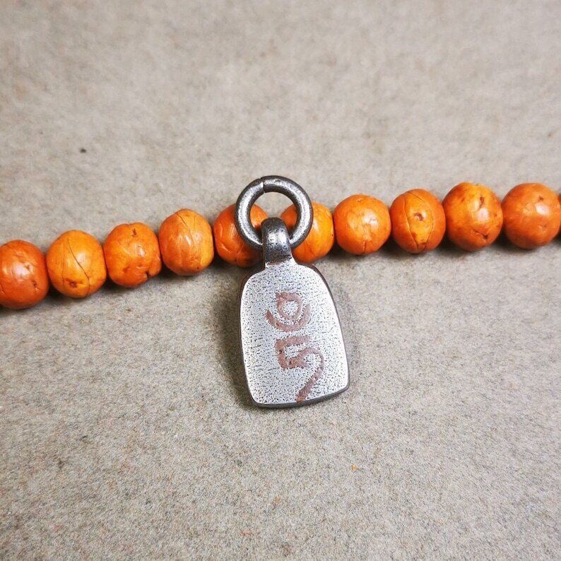 Mala Pendant,Shankha Conch Amulet 0.84" - Tibetan Buddhist mala beads, detailed view
