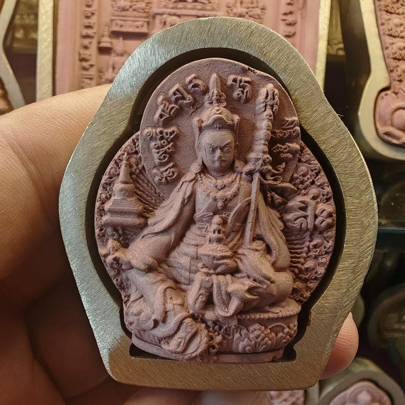 Guru Rinpoche Tronyer Chen Tsa Tsa Mold - Tibetan tsa tsa mold, front view