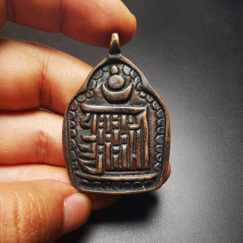 Gandhanra Handmade Kalachakra Amulet Badge,Symbol of Buddhist,60 Years Old - Tibetan Buddhist amulet, size reference