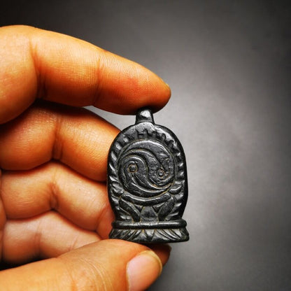 Gandhanra Antique Tibetan Amulet,Masters of Sitavana Skull,Citipati  Pendant