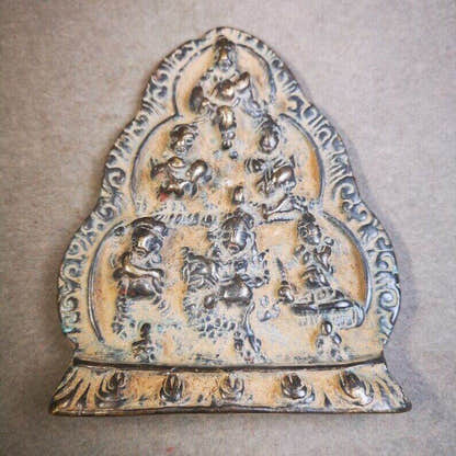 Tibetan Statue 6 Buddhas of Wealth,5 Jambhala and Vasudhara - Tibetan Buddhist statue, size reference