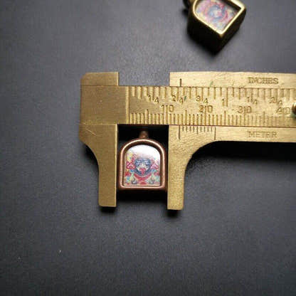 Gau Ghau Shrine,Drashi Lhamo,Zashi Lhamo,Altar Amulet Pendant - Tibetan Buddhist amulet, size reference