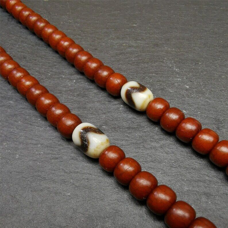 Gandhanra Pair of Tibetan Tiger Tooth Dzi Spacer Marker Beads for Mala,Necklace,0.42"