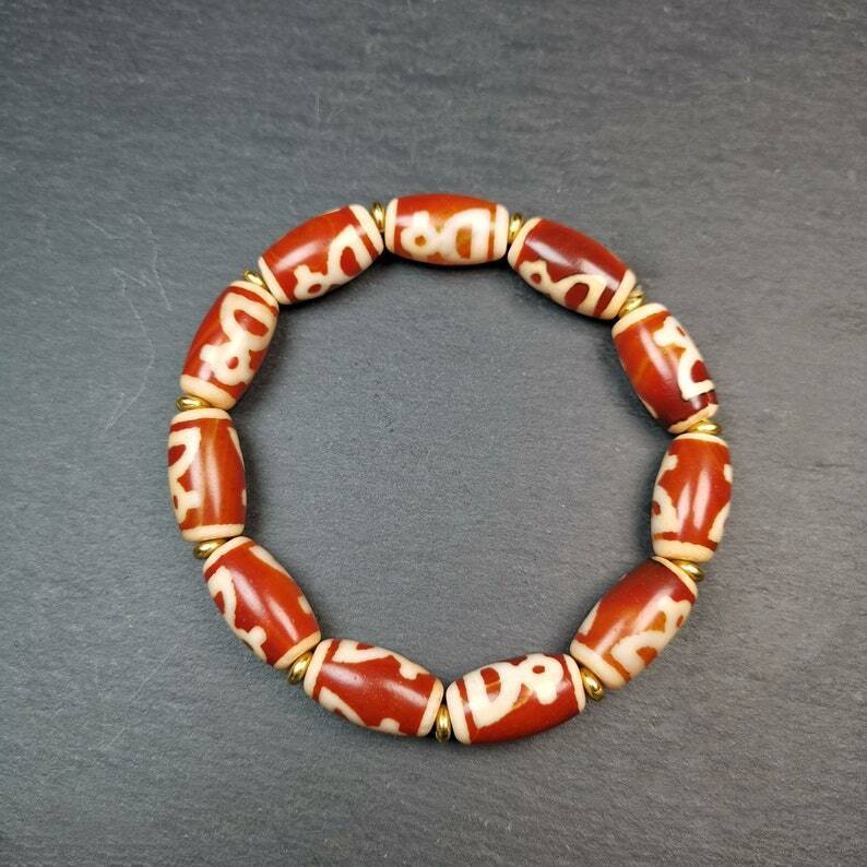 Unique Tibetan Fire Agate Tiger Tooth Dzi Bead Bracelet, 20 × 11mm