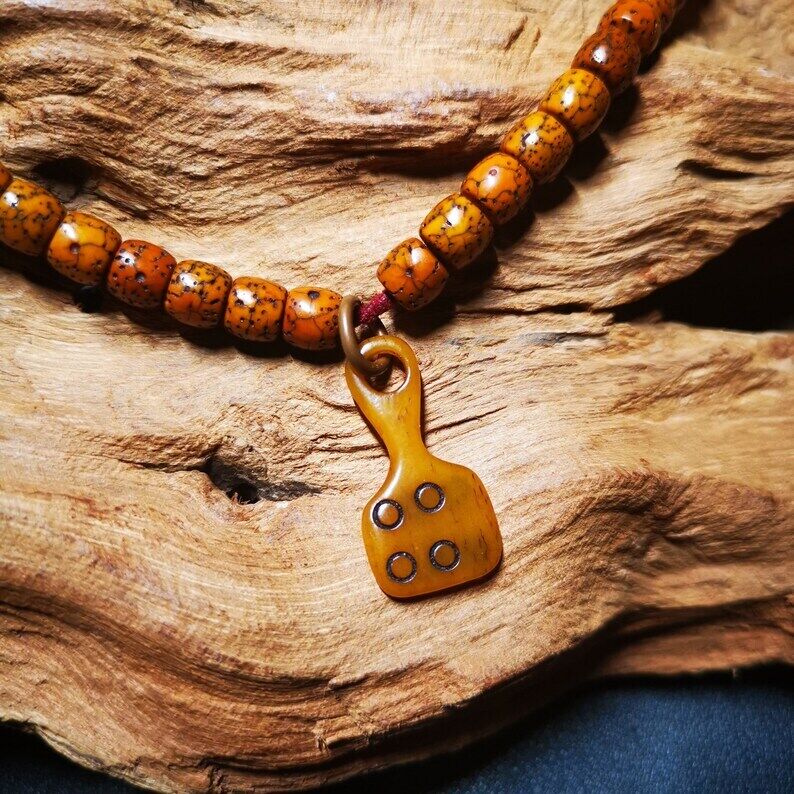 Yak Bone Carved Mantra Dot Prayer Bead Pendant,Bead Counter Clip Amulet for Mala